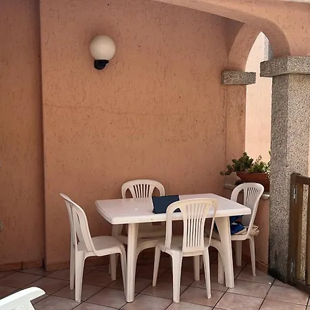 Casa Vacanze A *
